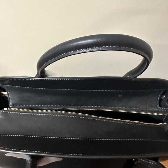 Coach - Empire Carryall 48 - Black - NWT - missing long strap!Please see details - Picture 11 of 11